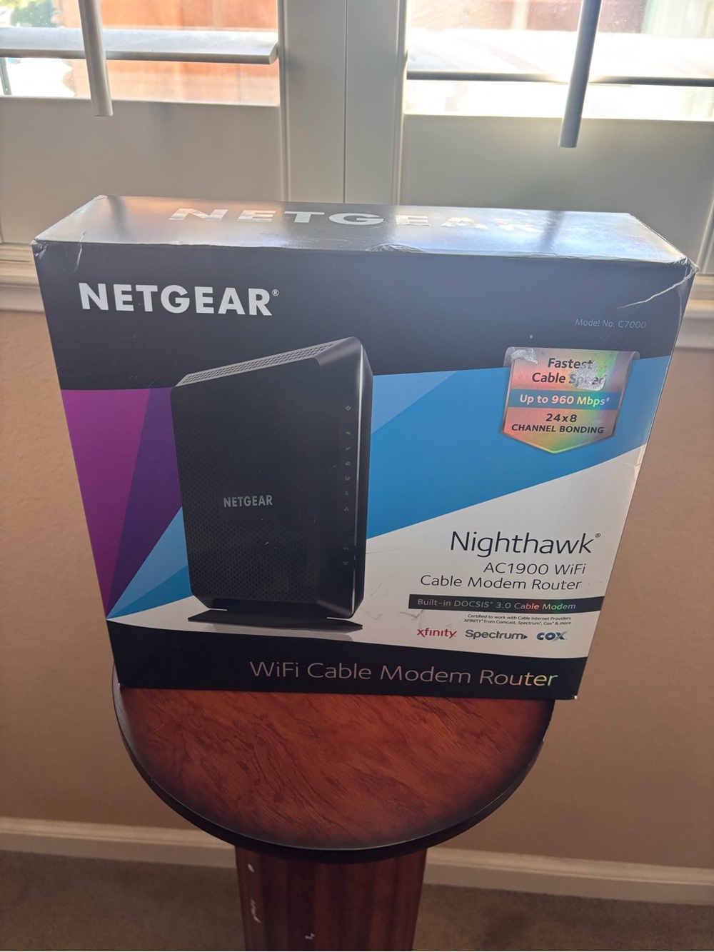 NETGEAR Nighthawk AC1900 Wi-Fi Cable Modem Router